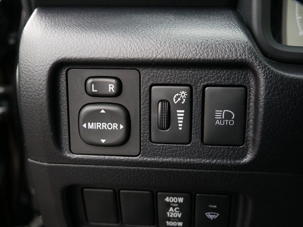 2024 Toyota 4Runner SR5 - Photo 28