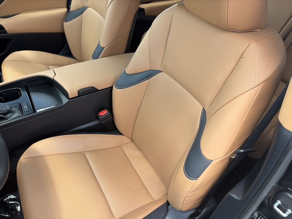 Used 2023 Black Lexus 350 image 12