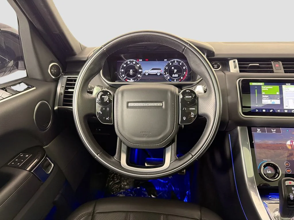 Used 2022 Gray Land Rover HSE Silver Edition image 23