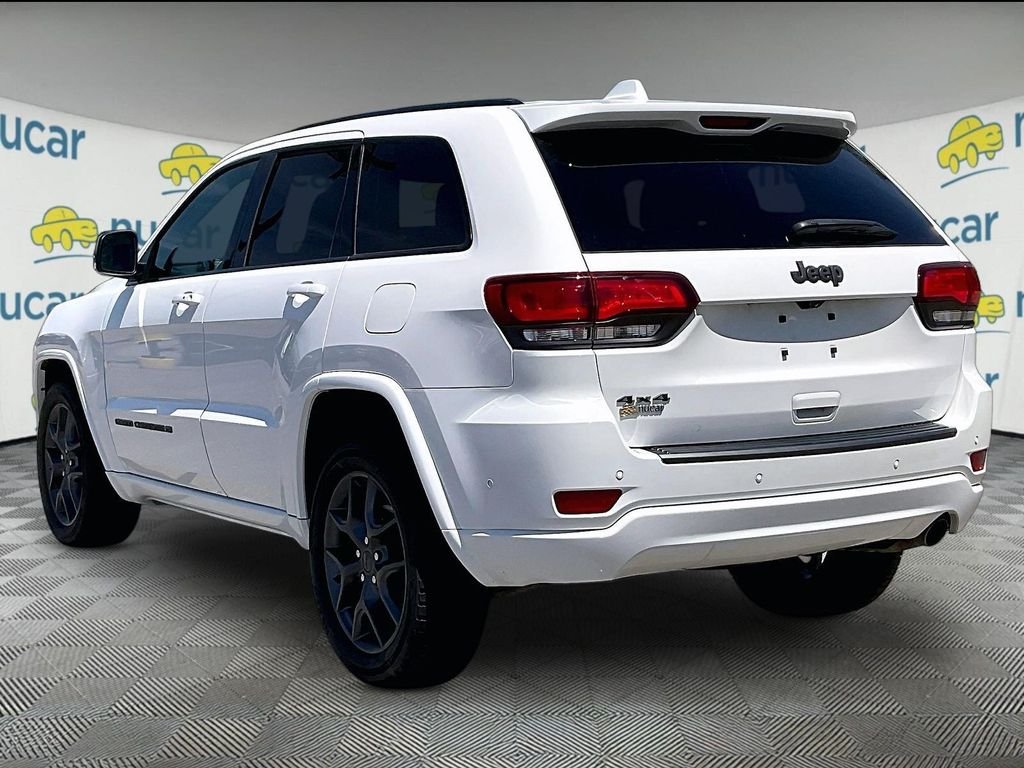 Used 2021 Bright White Clearcoat Jeep Limited image 4
