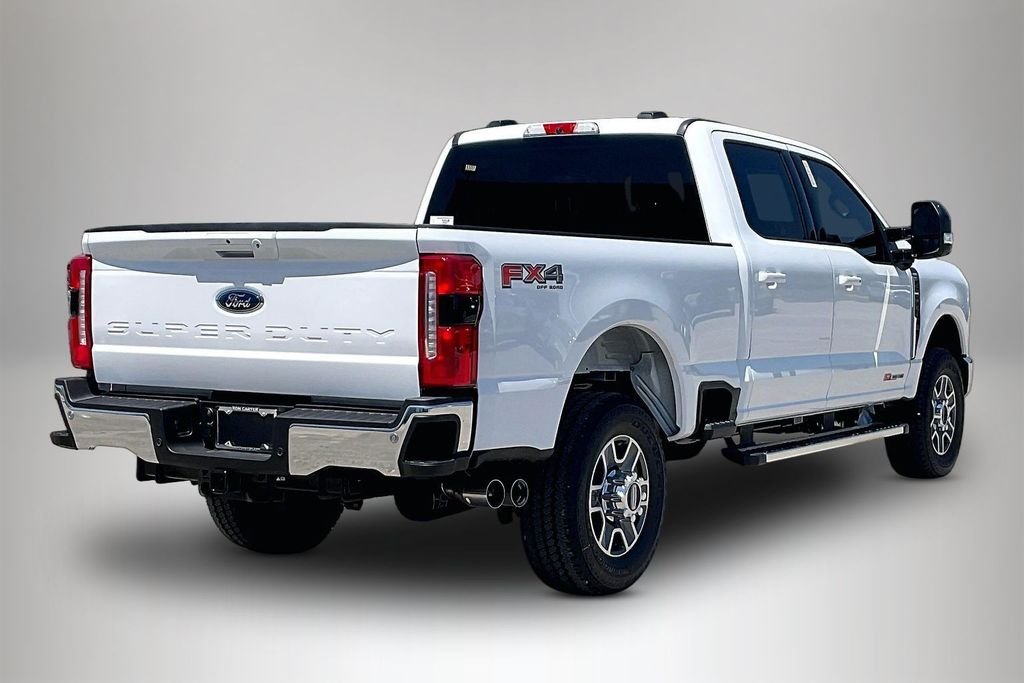 New 2026 Ford Super Duty F-250 Lariat 4D Crew Cab