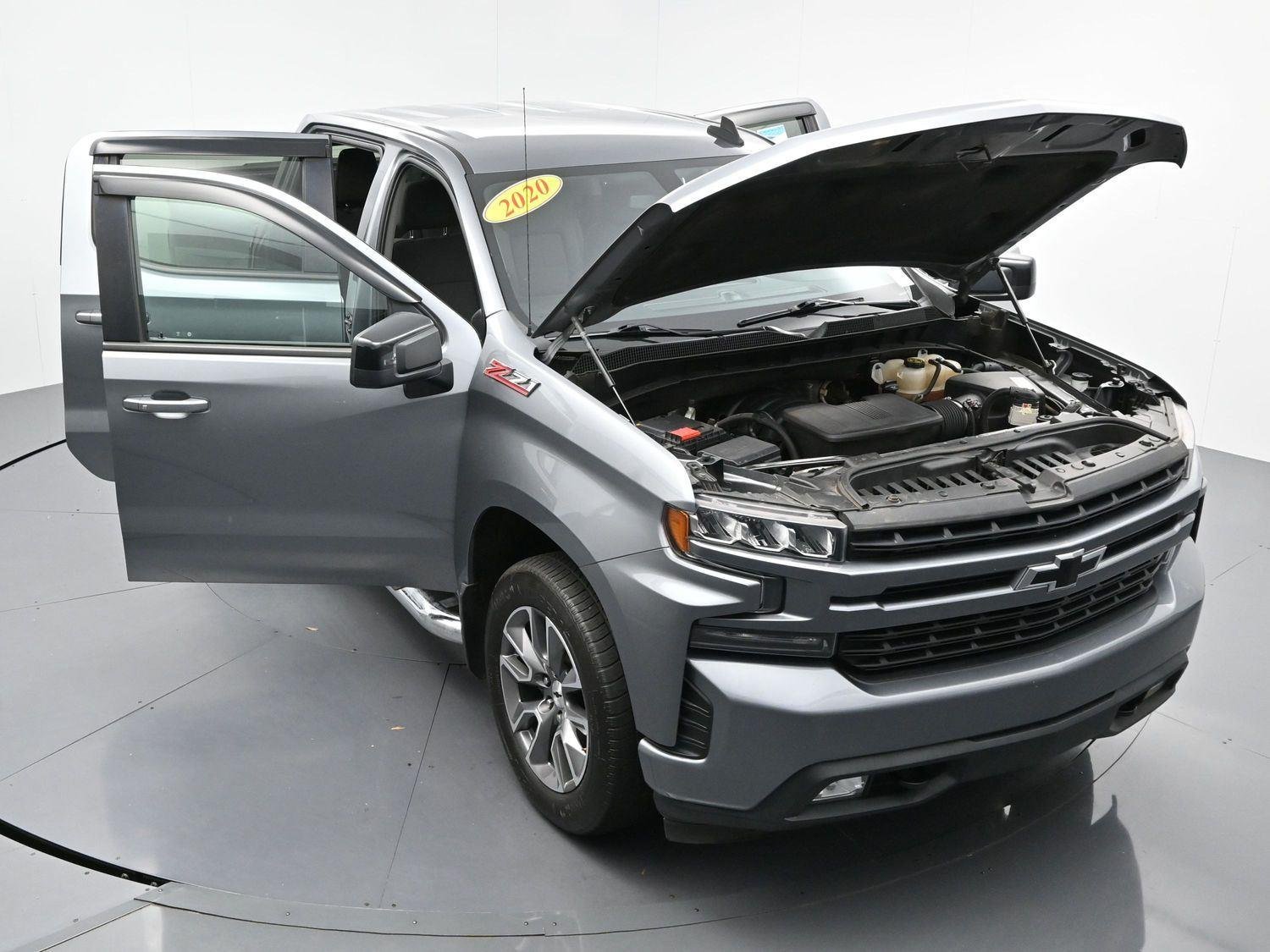 Used 2020 SATIN STEEL METALLIC Chevrolet RST image 43