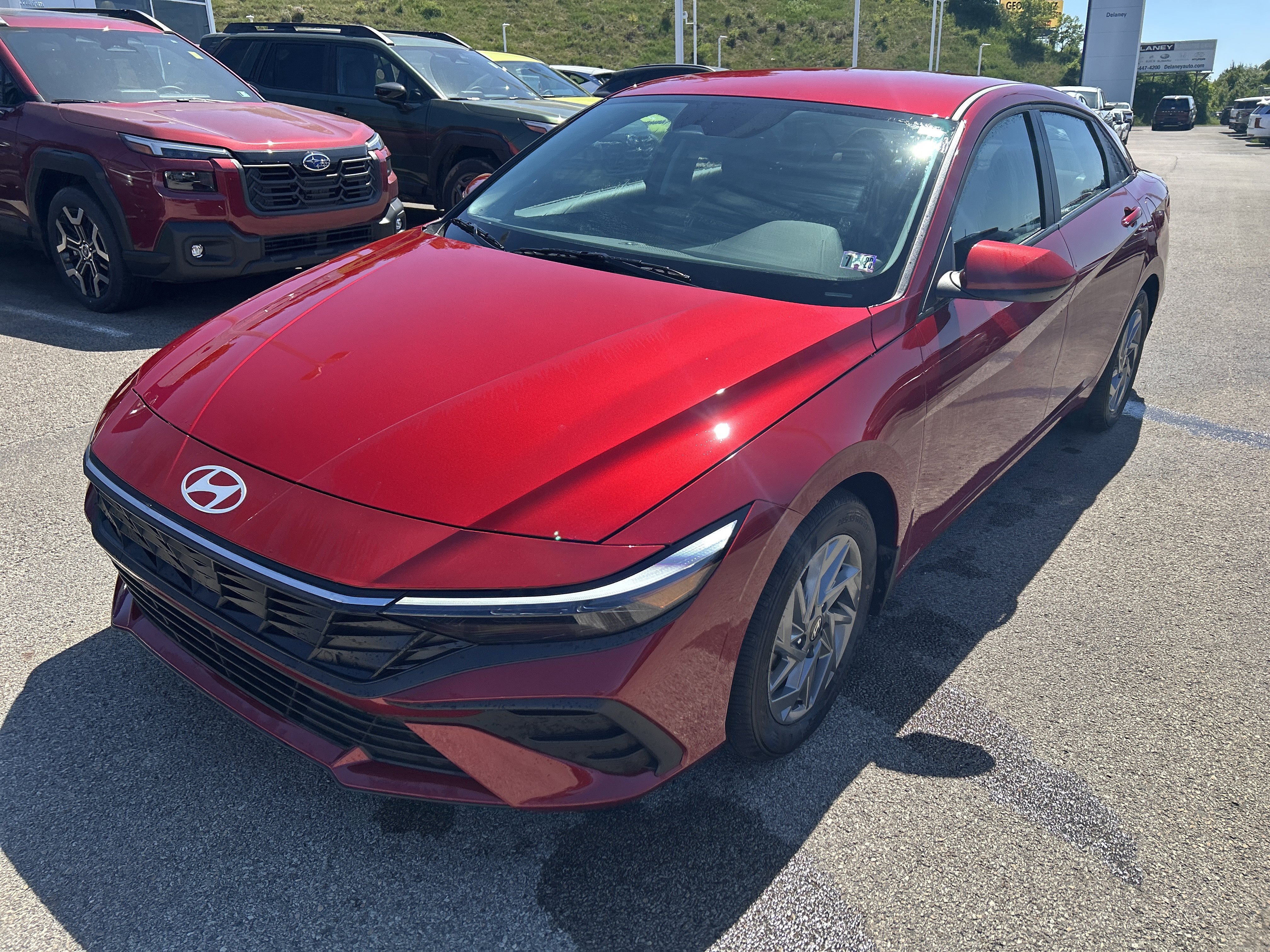 2025 Hyundai Elantra Blue - Photo 8