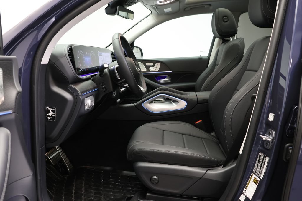 2026 Mercedes-Benz GLS Base - Photo 38