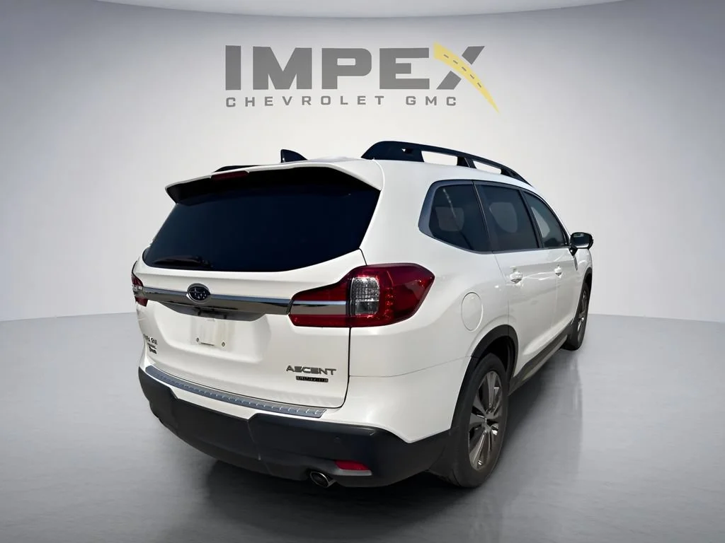 Used 2021  Subaru Limited image 4