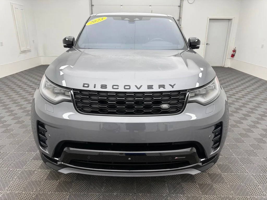 Used 2023  Land Rover S R-Dynamic image 16