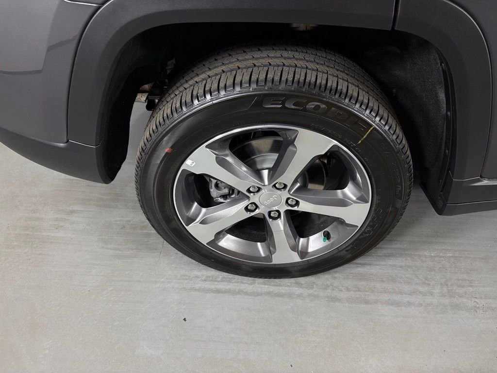 New 2026 Baltic Gray Metallic Clearcoat Jeep Limited image 11