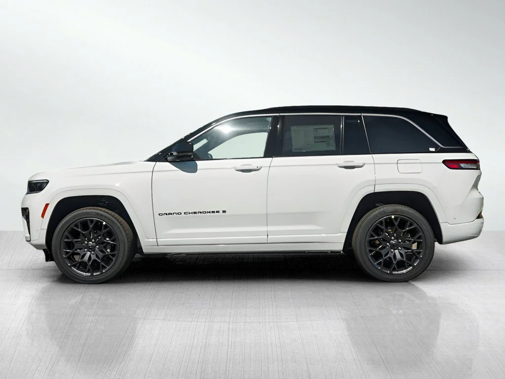New 2027 Bright White Clearcoat Jeep Summit image 4