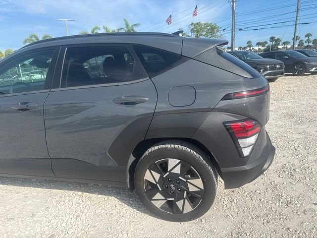 Used 2025 Gray Hyundai SEL image 9