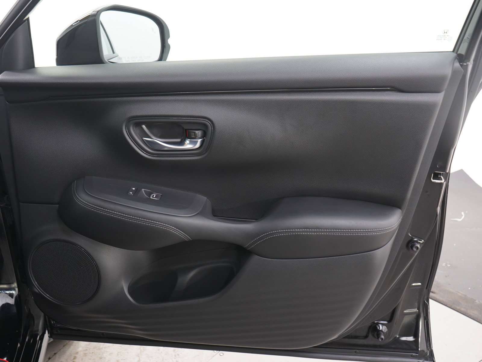 Used 2023 Black Honda EX-L image 11