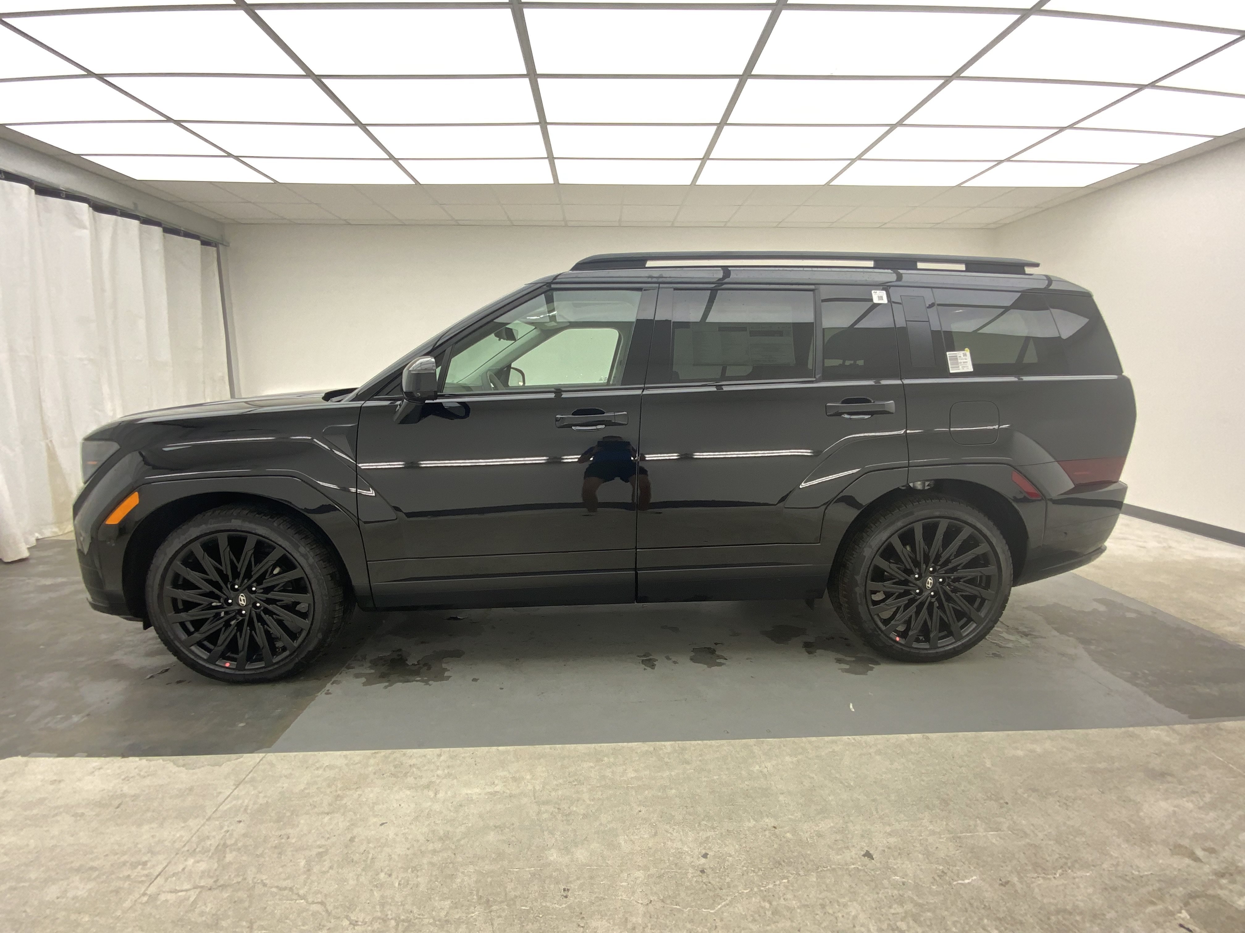 New 2026 Phantom Black Hyundai Calligraphy image 2