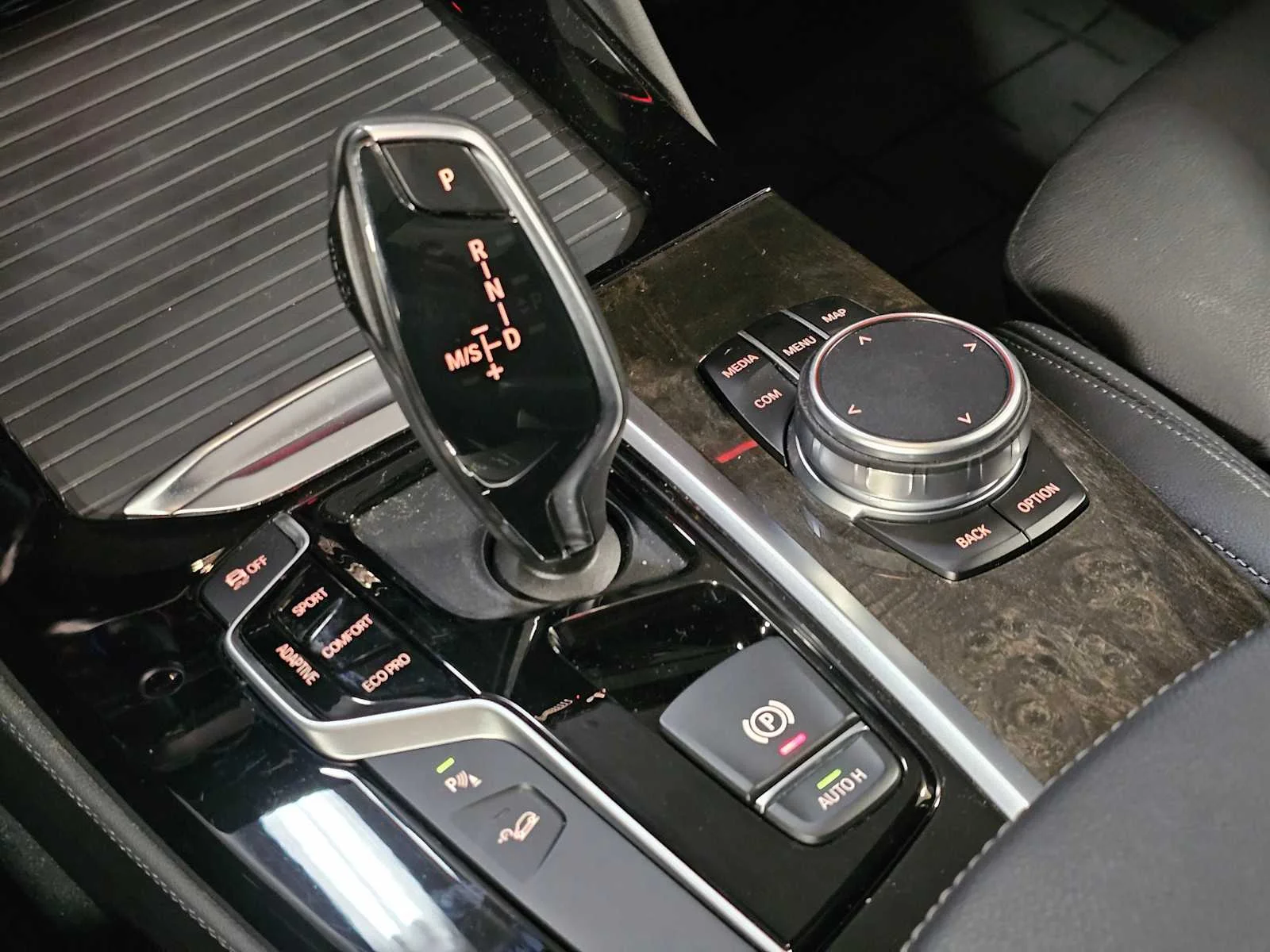Used 2019 Dark Graphite Metallic BMW M40i image 22