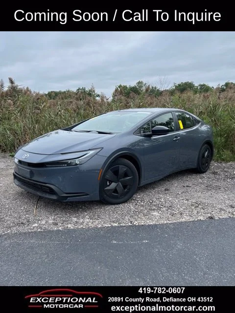 Used 2025 Gray Toyota LE image 1