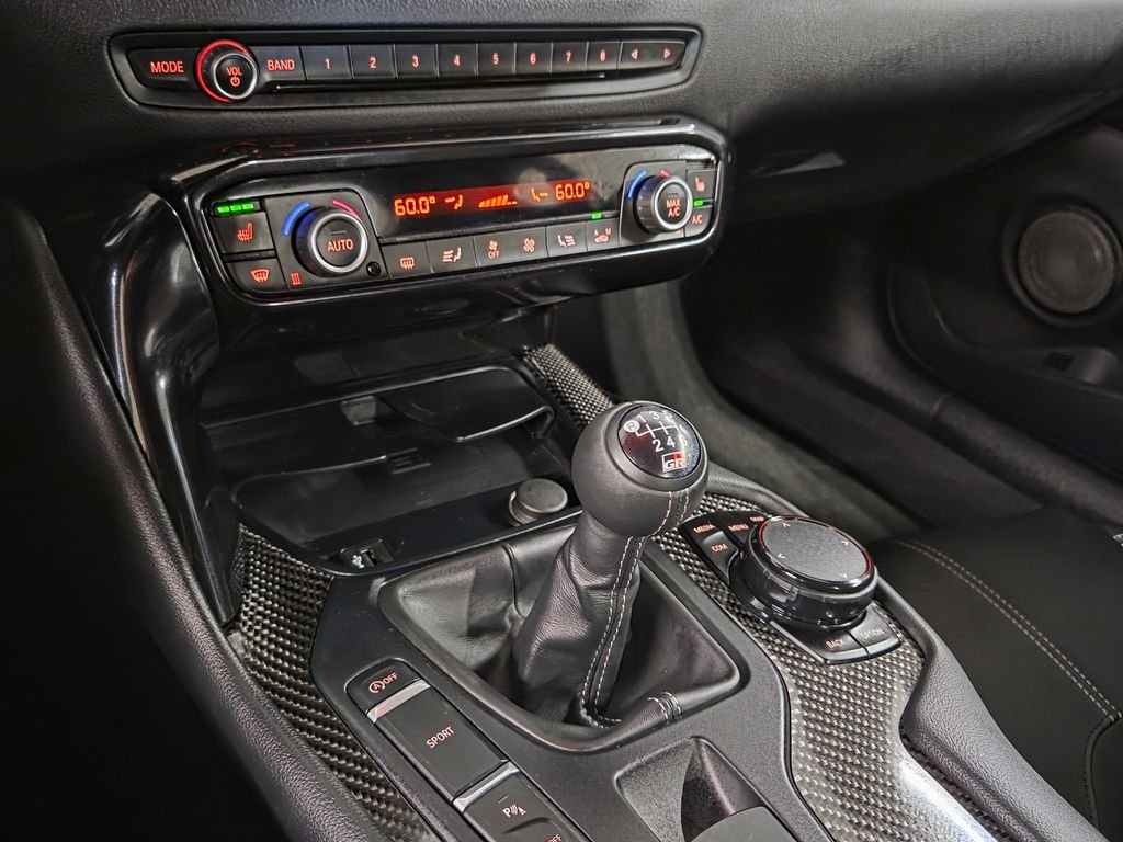 Used 2024  Toyota 3.0 Premium image 26