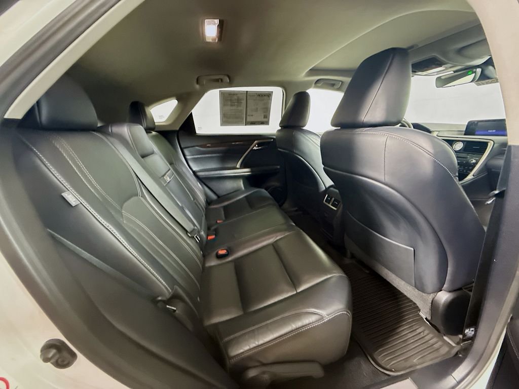 Used 2017 Eminent White Pearl Lexus Base image 26
