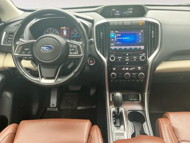 Used 2019 Crystal Black Silica Subaru Touring image 10
