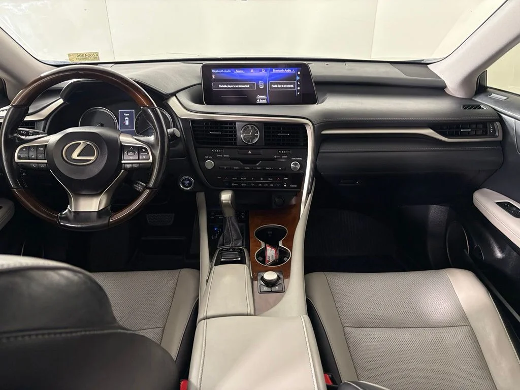 Used 2018 Silver Lexus 450hL Premium image 34