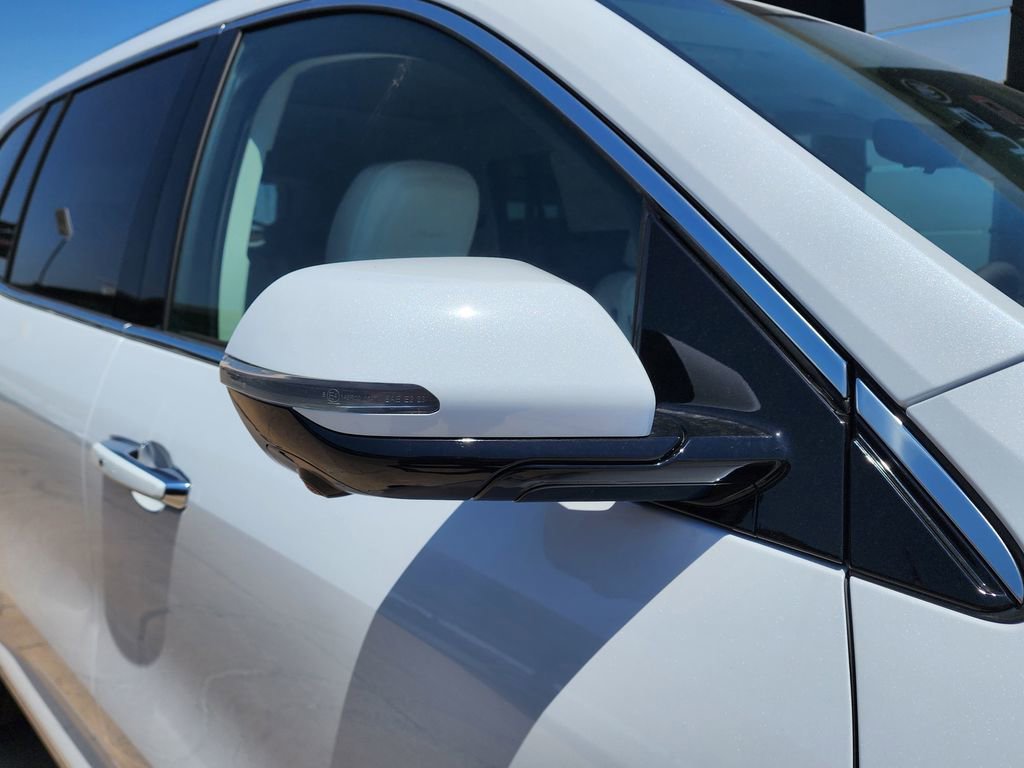 2026 Buick Enclave Avenir - Photo 11