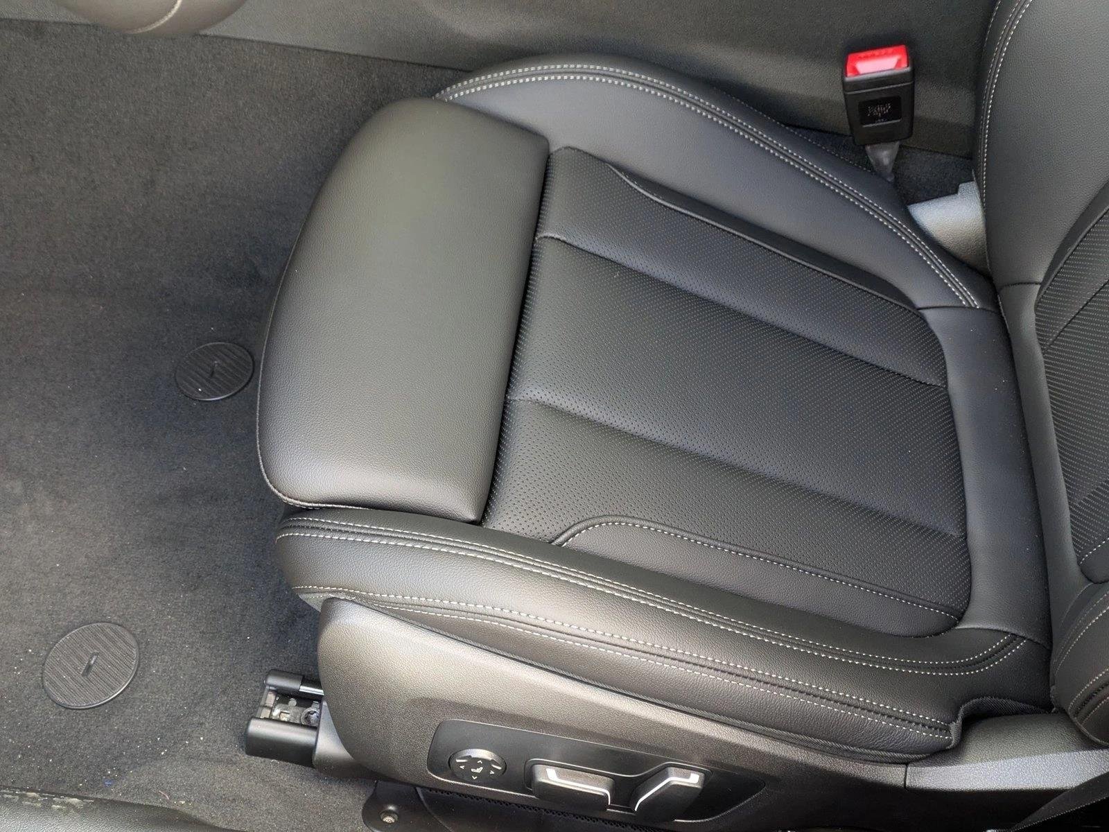 Used 2026 Skyscraper Grey Metallic BMW 330i NA xDrive image 4