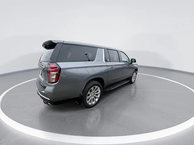 Used 2022 Gray Chevrolet Premier image 8