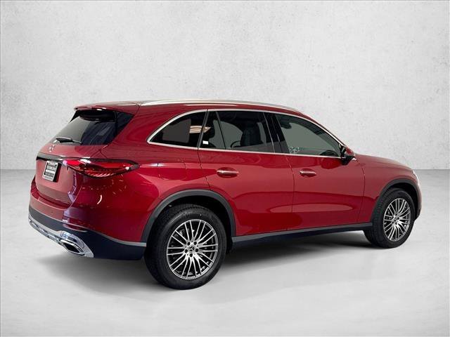 New 2026 MANUFAKTUR Patagonia Red Metallic Mercedes-Benz GLC 300 image 35