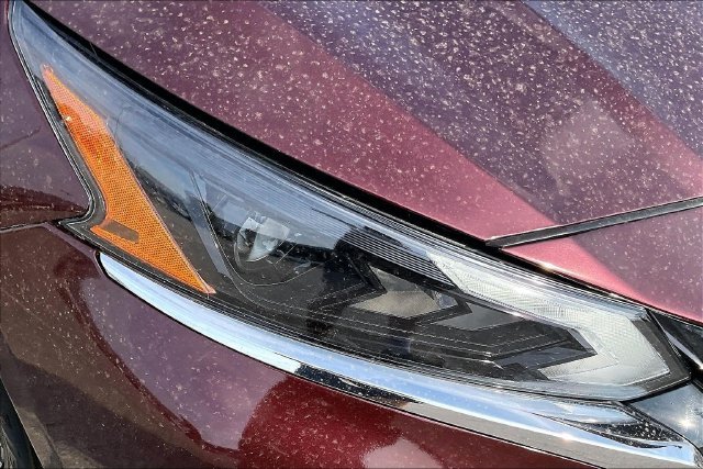 Used 2024 Red Nissan 2.5 SV image 27