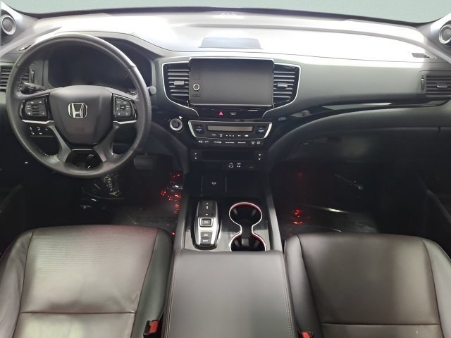 Certified Used 2024 Platinum White Pearl Honda AWD BLACK EDITION image 61