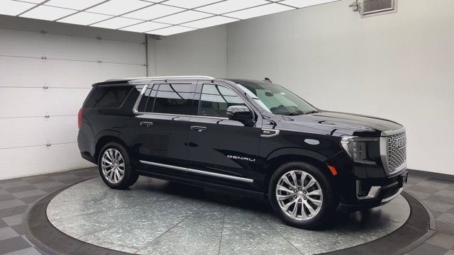 Used 2024 Onyx Black GMC Denali image 44