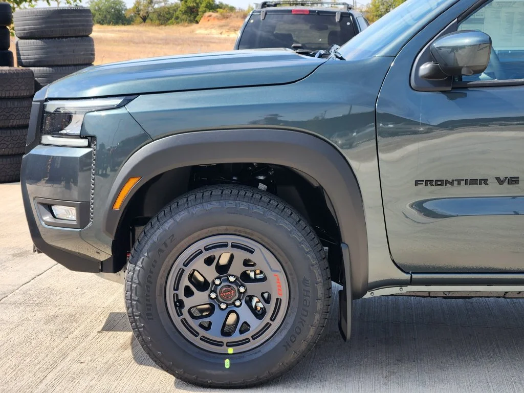 New 2027 Gray Nissan PRO-4X image 10