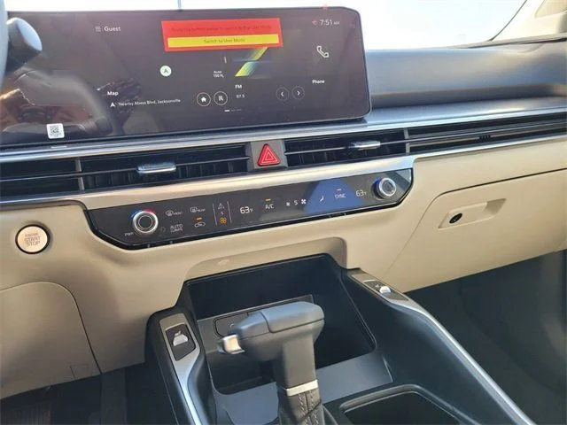 2025 Kia Sorento S - Photo 14