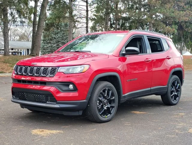 New 2026 Red Hot Pearl-Coat Exterior Paint Jeep Latitude image 7