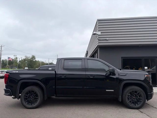 Used 2024 Onyx Black GMC Elevation image 2