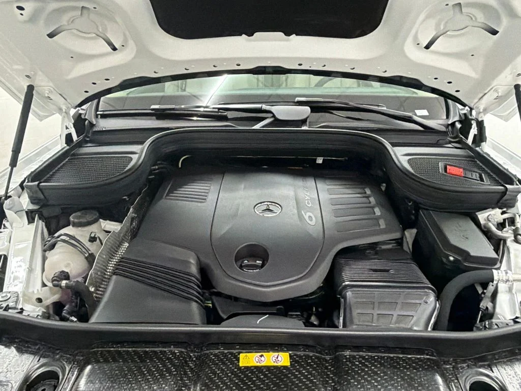 New 2026 White Mercedes-Benz GLS 450 image 29