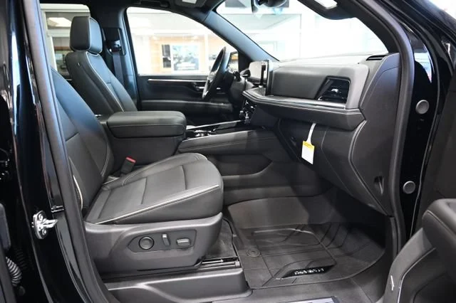 2026 Chevrolet Tahoe Premier - Photo 10