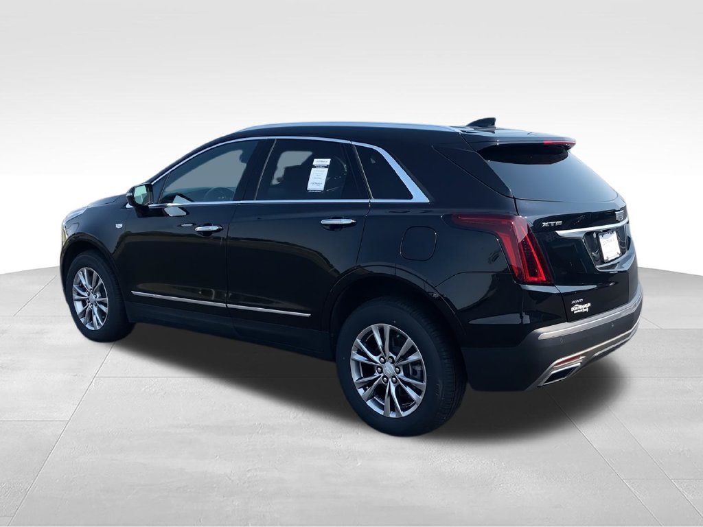 Used 2022 Black Cadillac Premium Luxury image 4