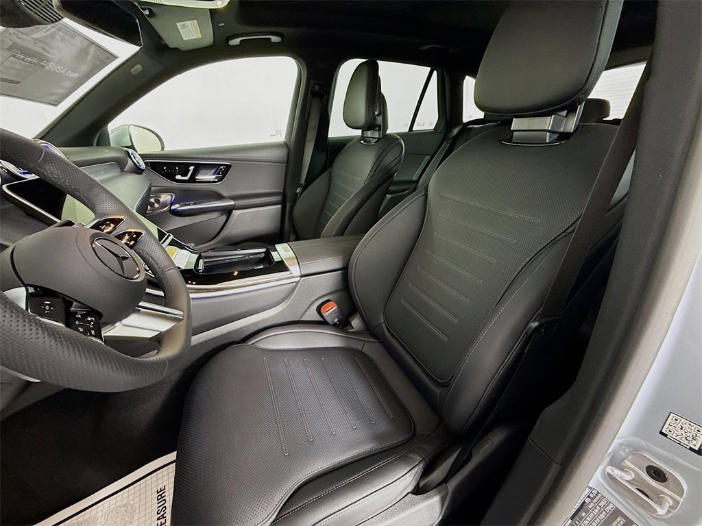 2025 Mercedes-Benz GLC Base - Photo 39