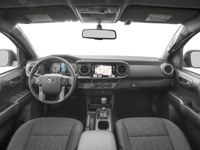 Used 2016  Toyota  image 7