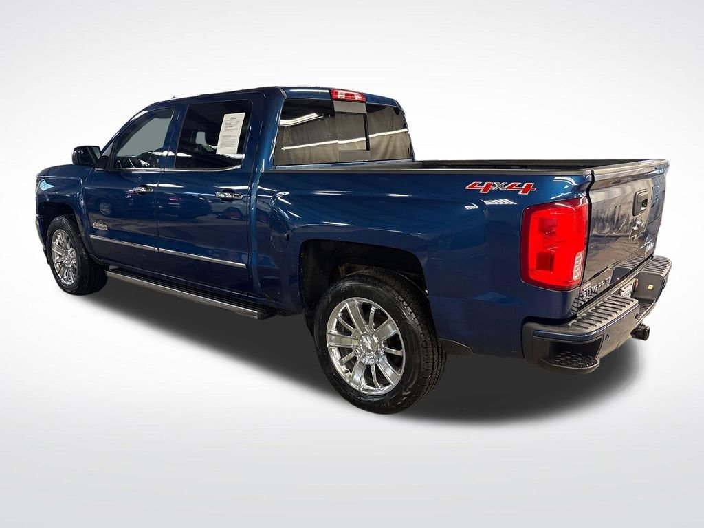 Used 2017 DEEP OCEAN BLUE METALLIC Chevrolet High Country image 3