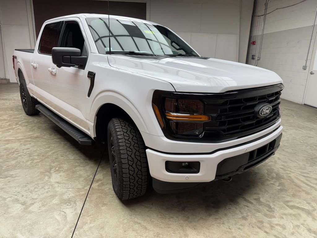 New 2026 White Ford XLT image 5