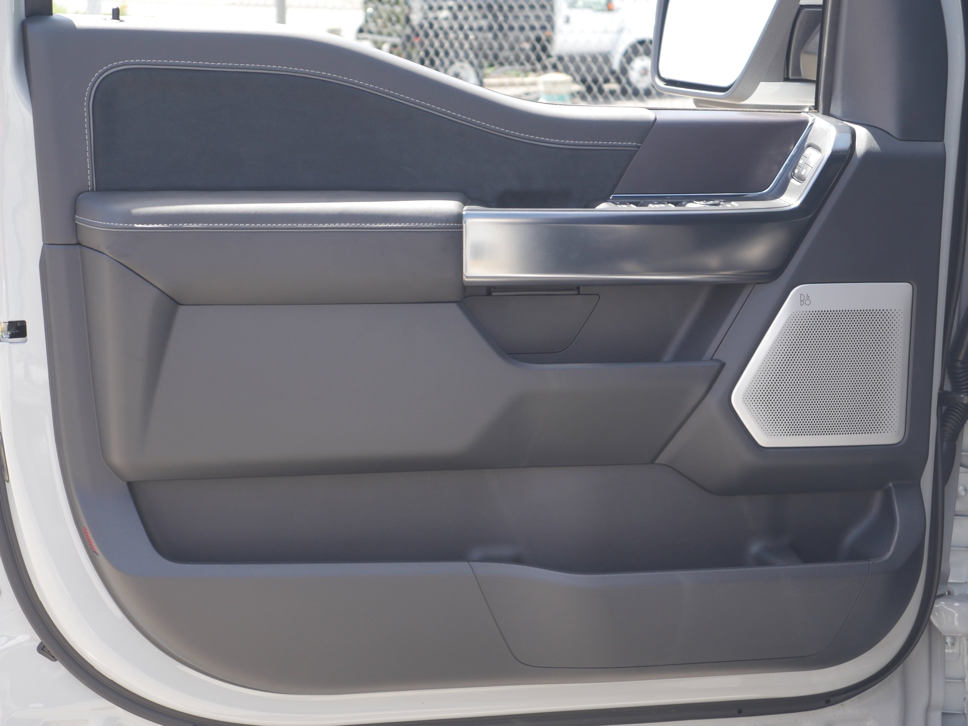 2026 Ford F-150 Platinum - Photo 41