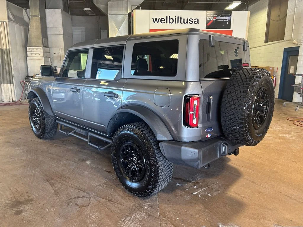 Used 2024 Gray Metallic Ford Wildtrak image 9