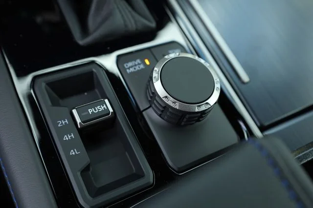 2026 Toyota Sequoia Platinum - Photo 11