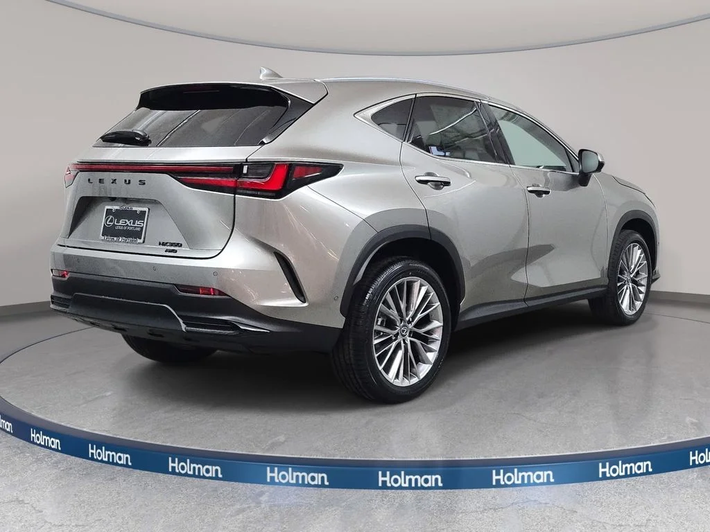 New 2026 Silver Lexus 350 Luxury image 5