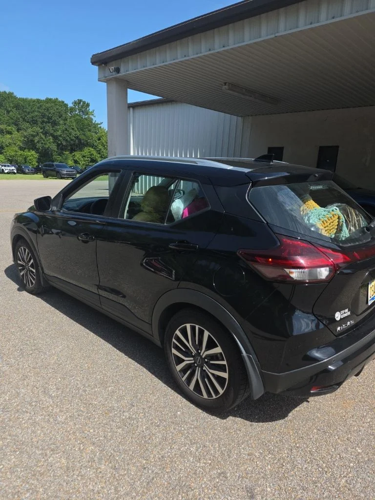Used 2023 Black Nissan SV image 3