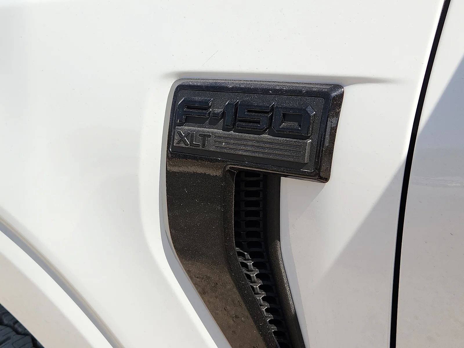 New 2026 Oxford White Ford XLT image 10