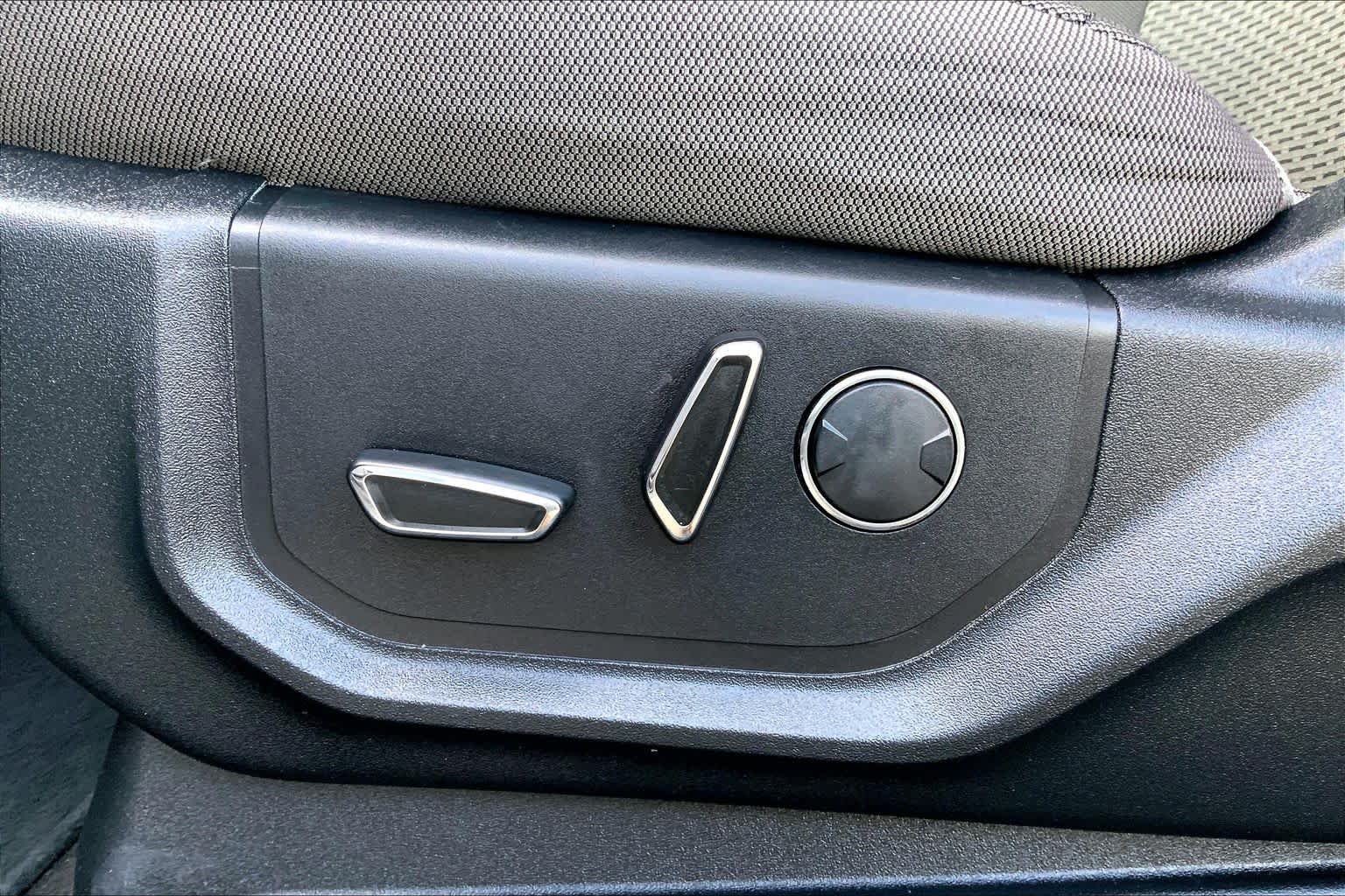 Used 2018 Ingot Silver Metallic Ford XLT image 34