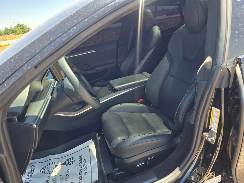 Used 2023 BLACK Tesla Plaid image 12