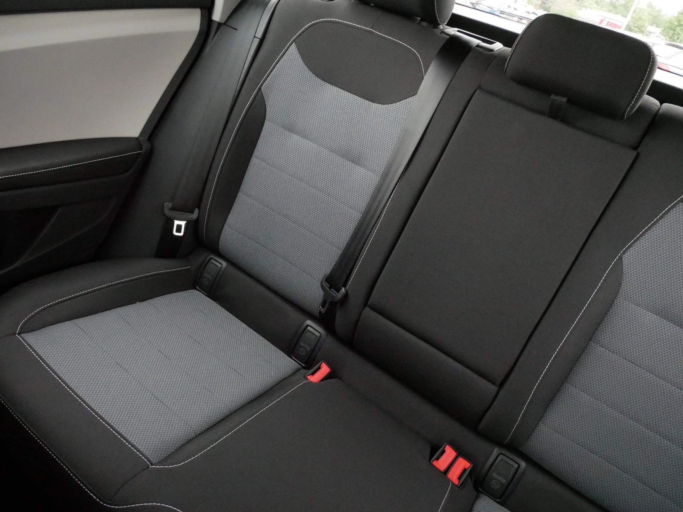 Used 2025 Platinum Gray Metallic Volkswagen S image 12