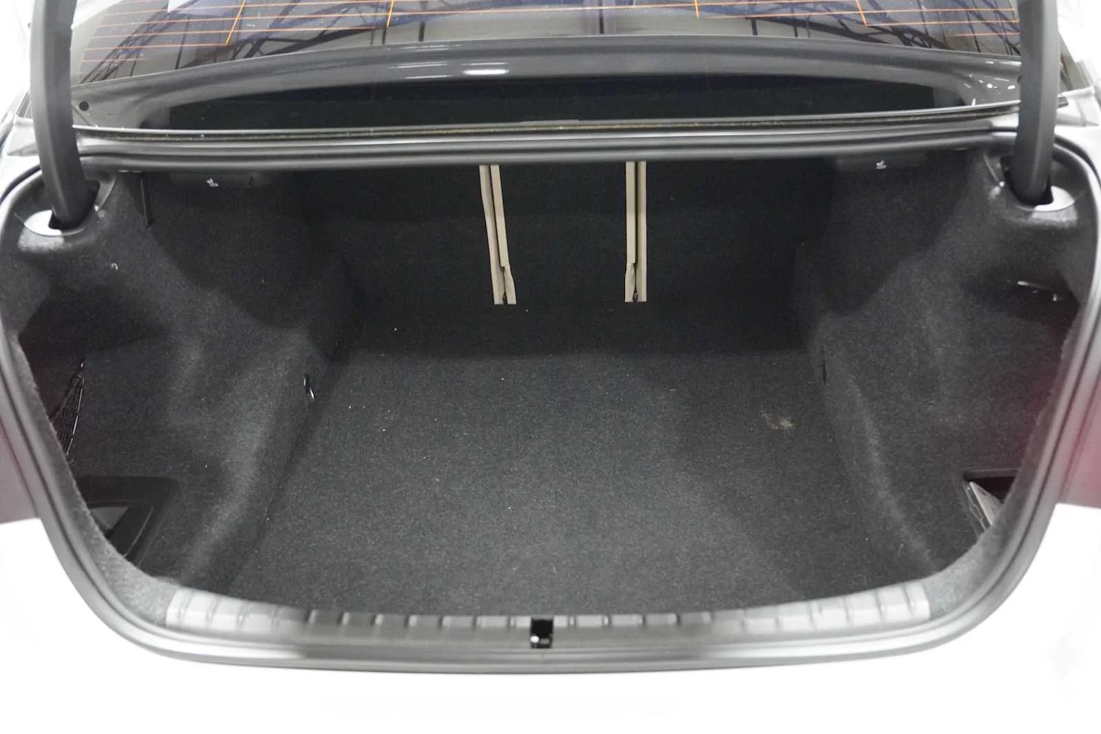 Used 2022 Mineral White Metallic BMW 530i image 27