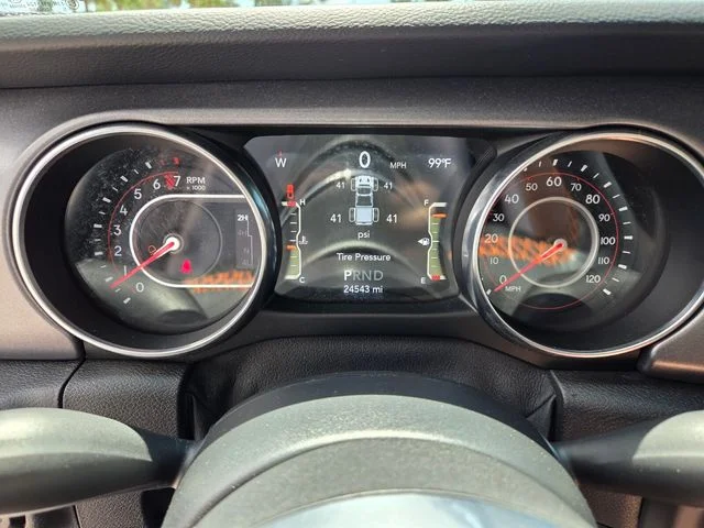 Certified Used 2020 Blue Jeep Mojave image 31